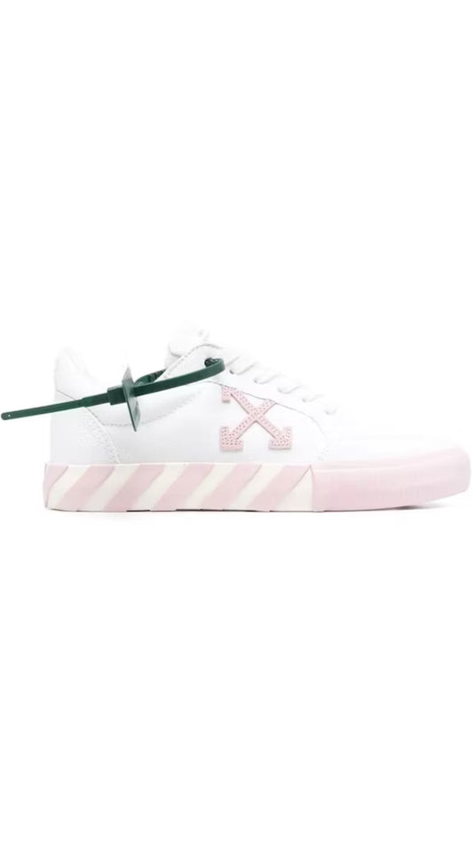 Tenis Off-White Vulcanized