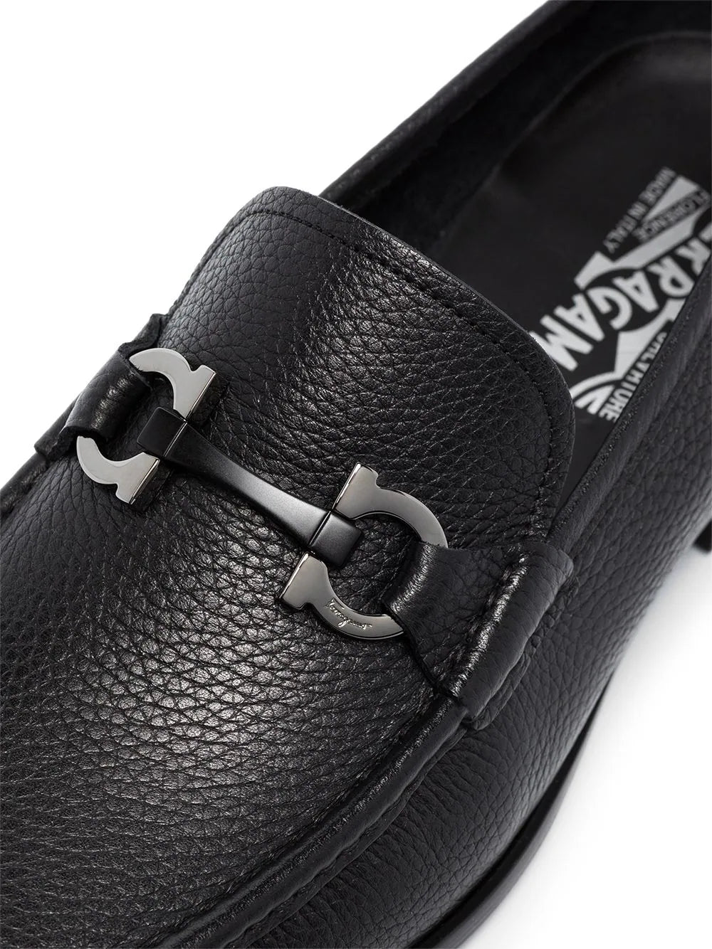 Ferragamo mocasines con detalle horsebit