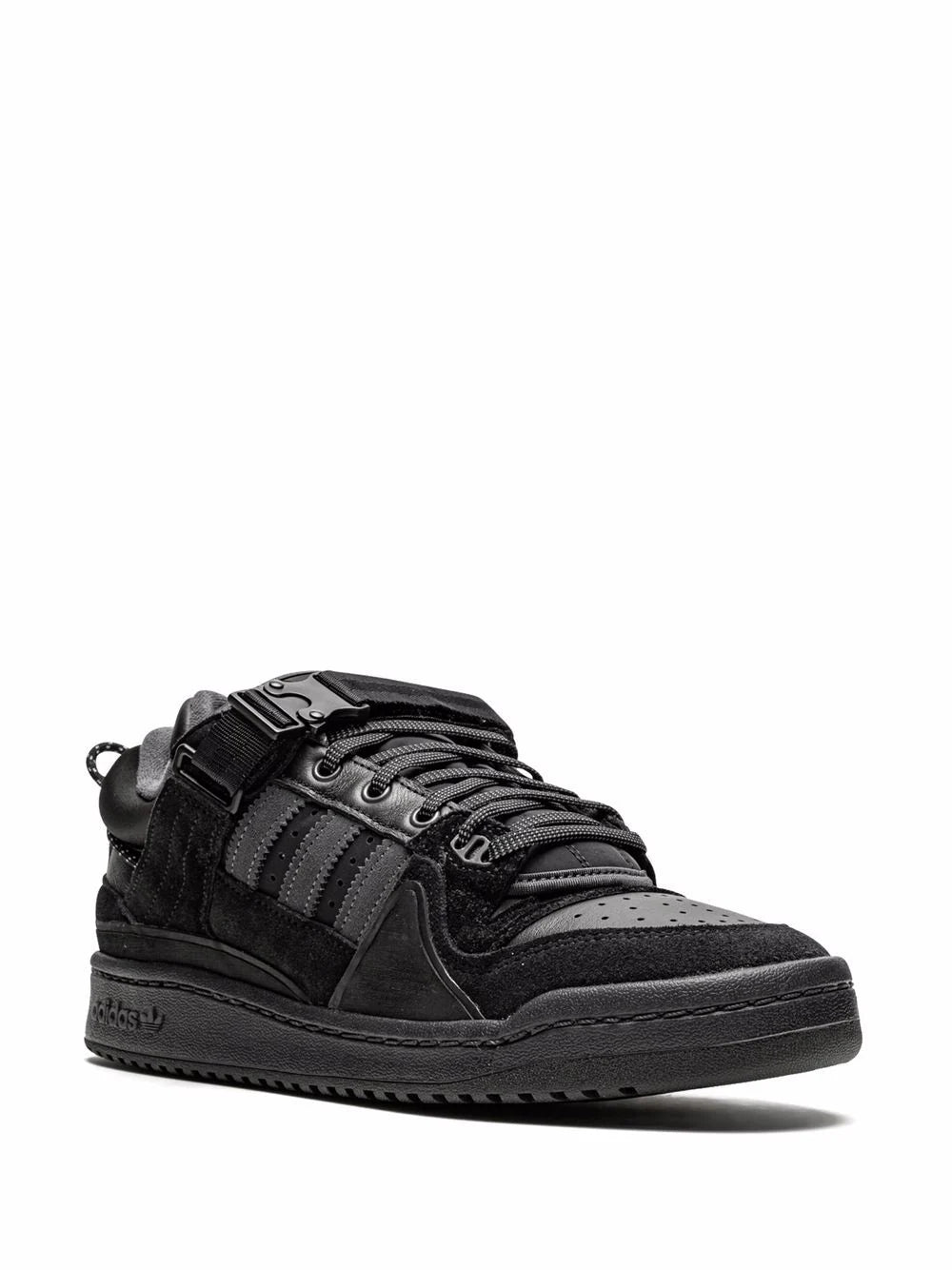 Tenis Forum Buckle Low de Adidas x Bad Bunny