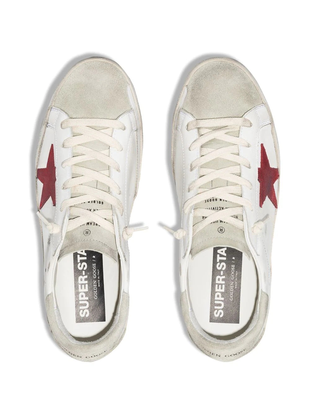 Tenis Golden Goose Superstar con agujetas y efecto envejecido