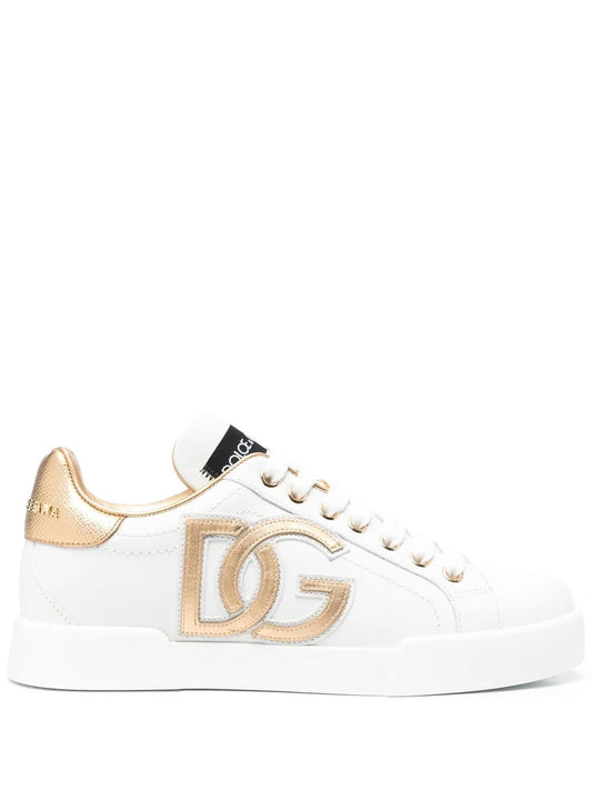 Dolce & Gabbana tenis bajos con aplique DG Mujer