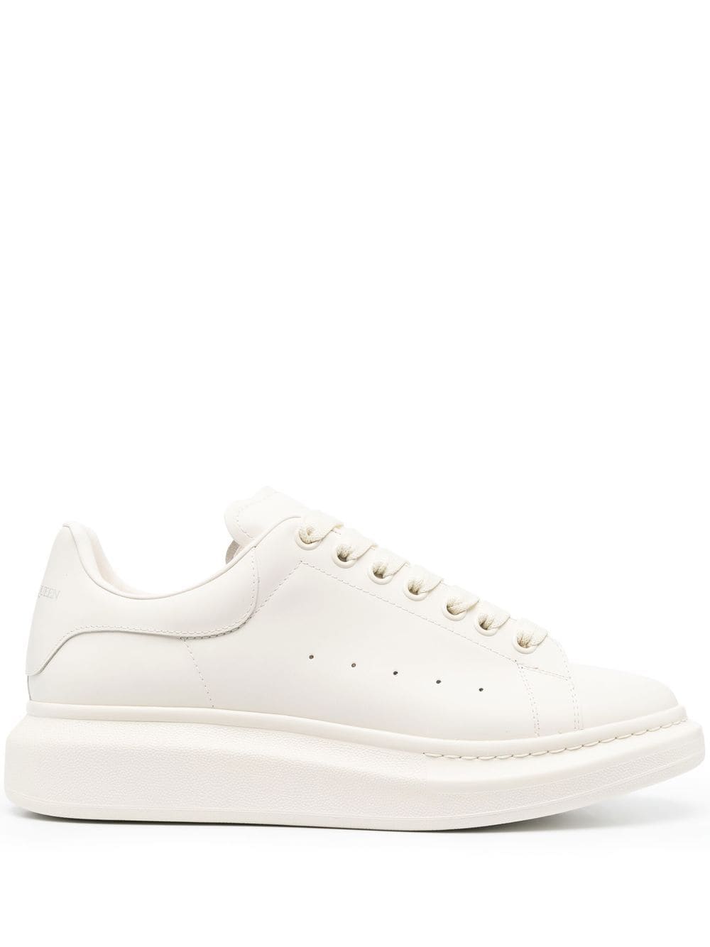 Tenis Alexander McQueen bajos Oversized