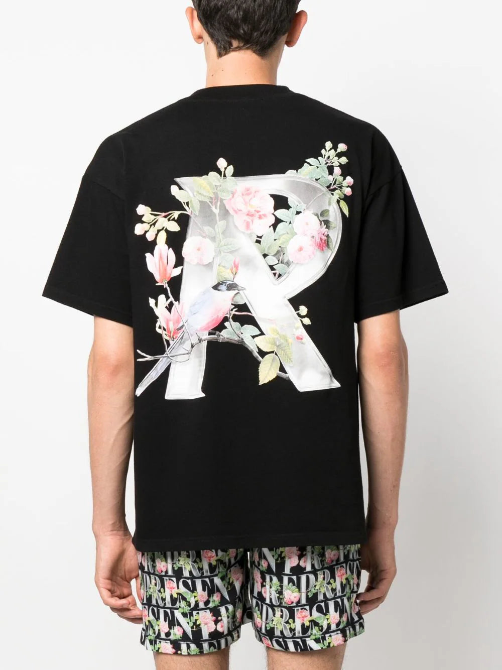 Playera Represent con logo estampado