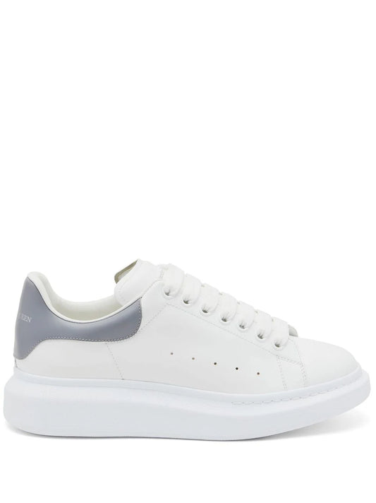 Tenis Alexander McQueen con paneles y diseño color block