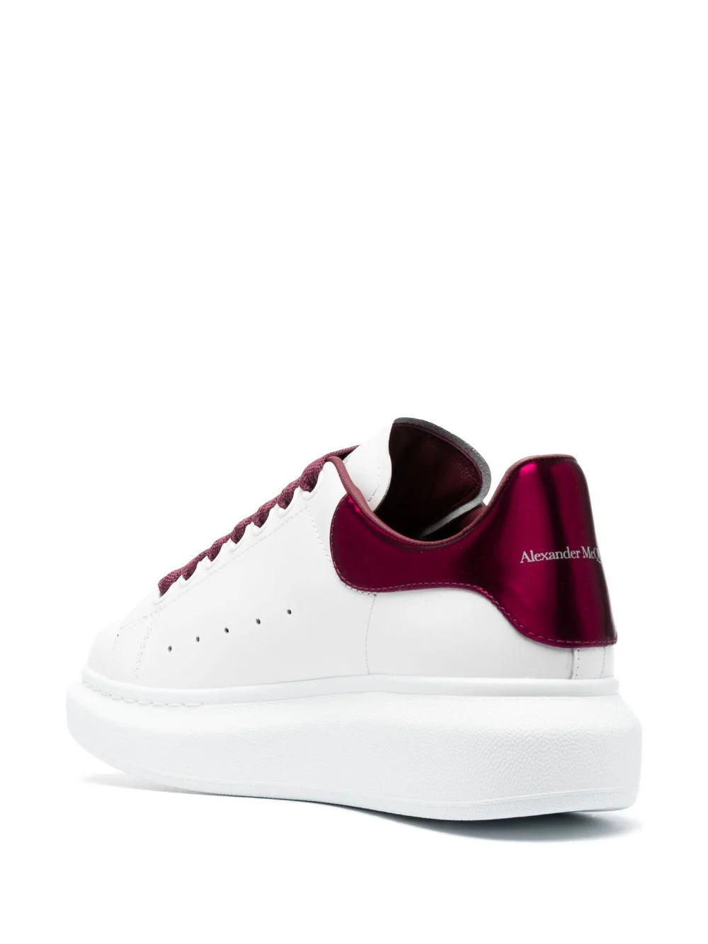 Tenis Alexander McQueen con agujetas oversize