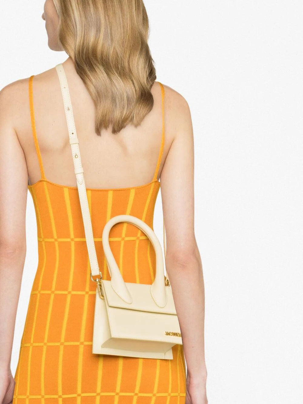 Bolsa Jacquemus Le Chiquito Moyen