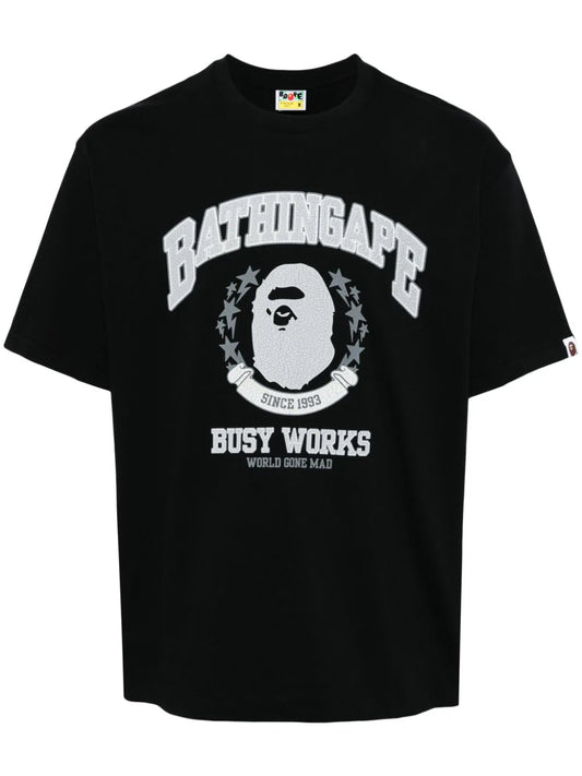 A BATHING APE® playera con logo estampado