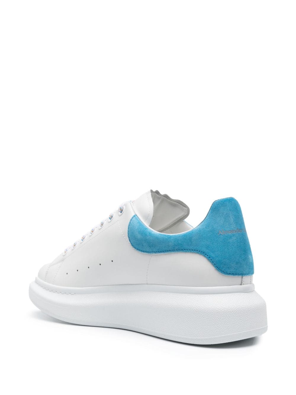 Alexander McQueen tenis con suela gruesa