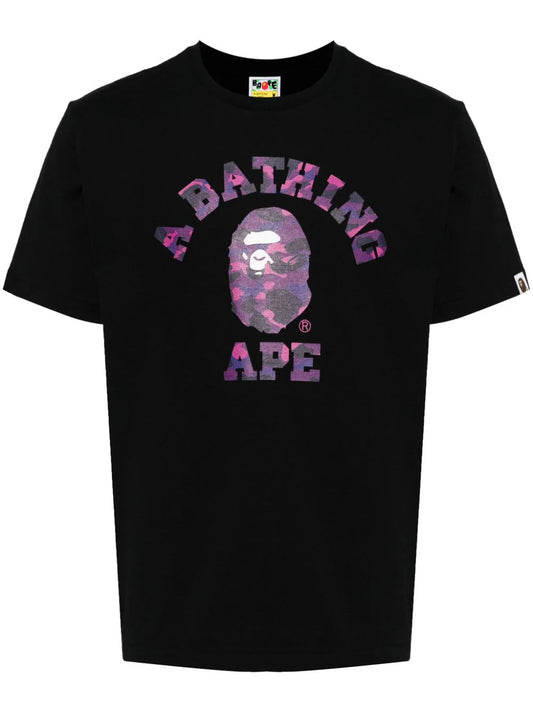 A BATHING APE® playera con logo estampado