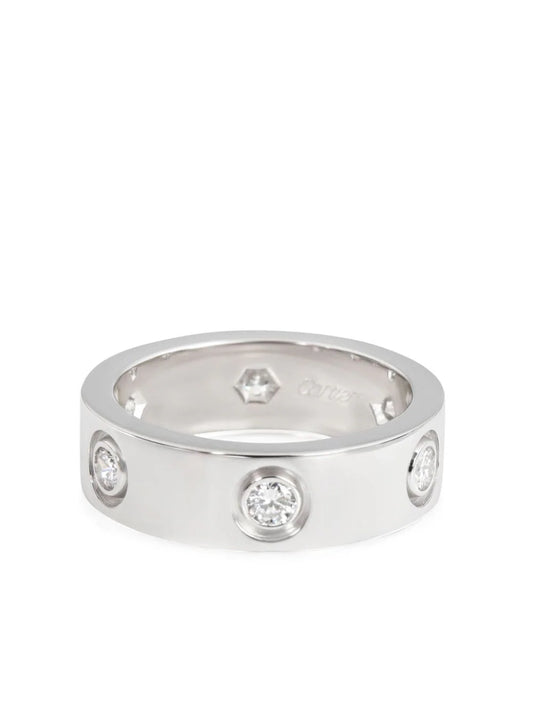 Cartier anillo Love en oro blanco de 18kt con diamantes