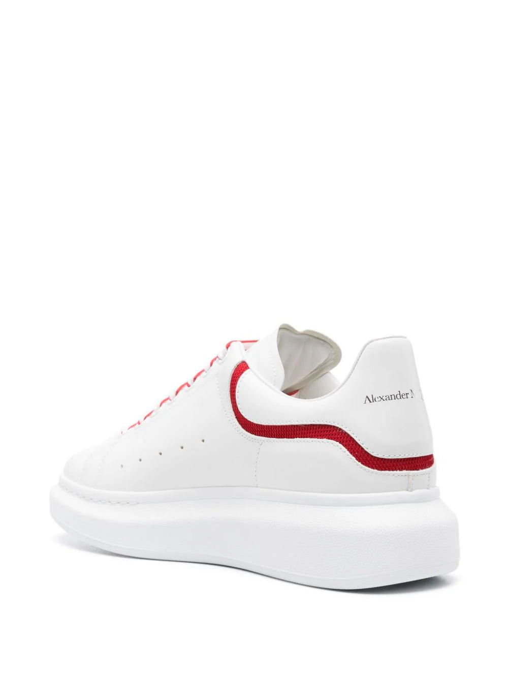 Alexander McQueen tenis con agujetas