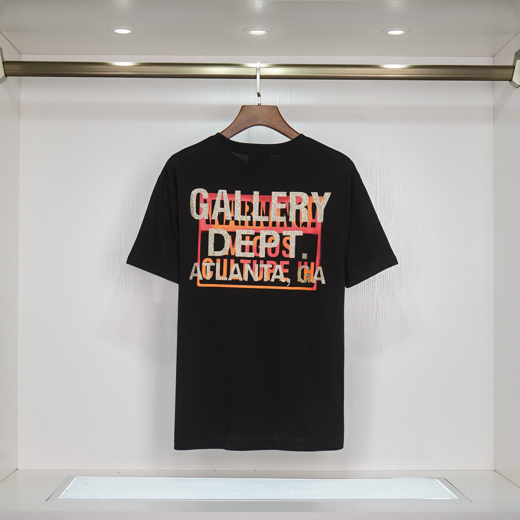 Playera Gallery Dept