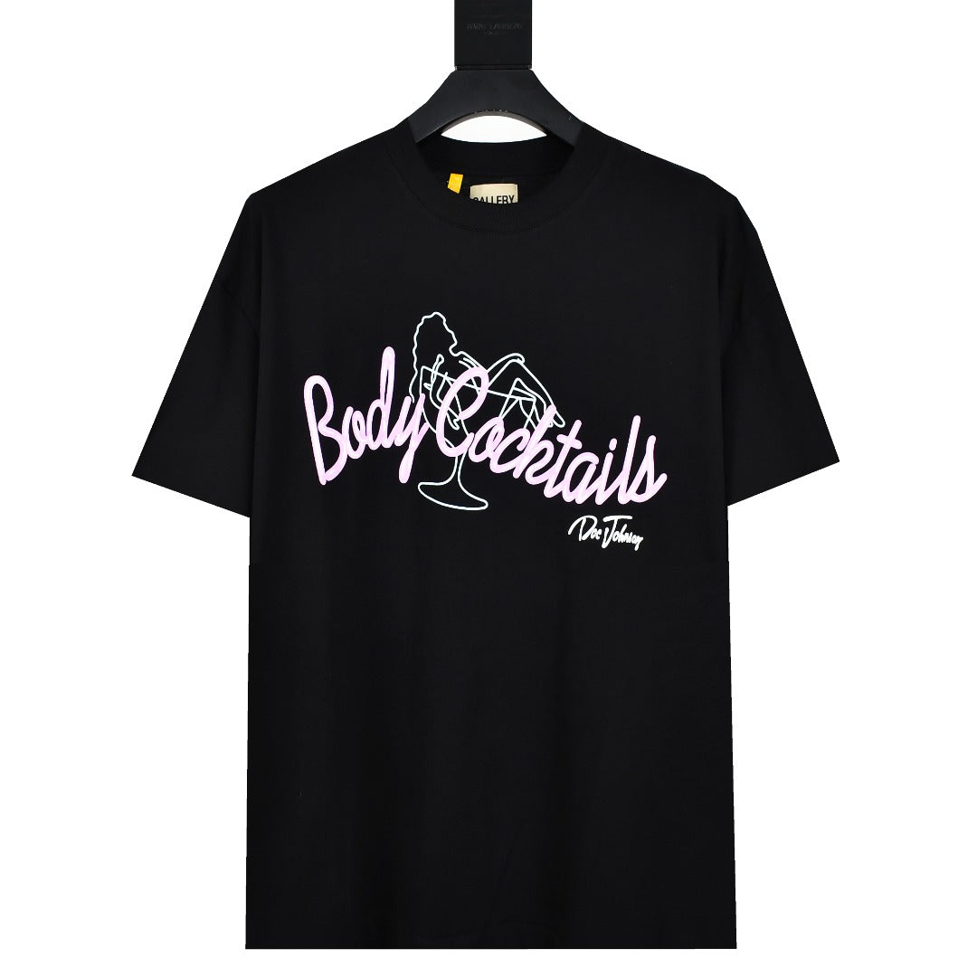 Playera Gallery Dept Cocktails Tee