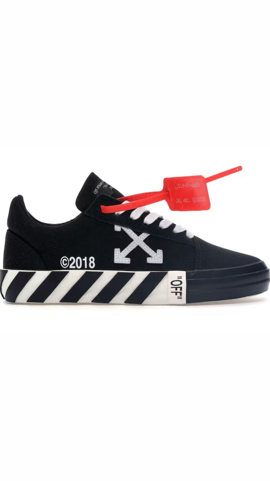 Tenis Off-White Vulcanized